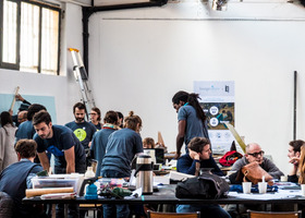 Minithumb loungeshare 3 ici montreuil par makery 16.jpg.pagespeed.ce.g mgegyfl3